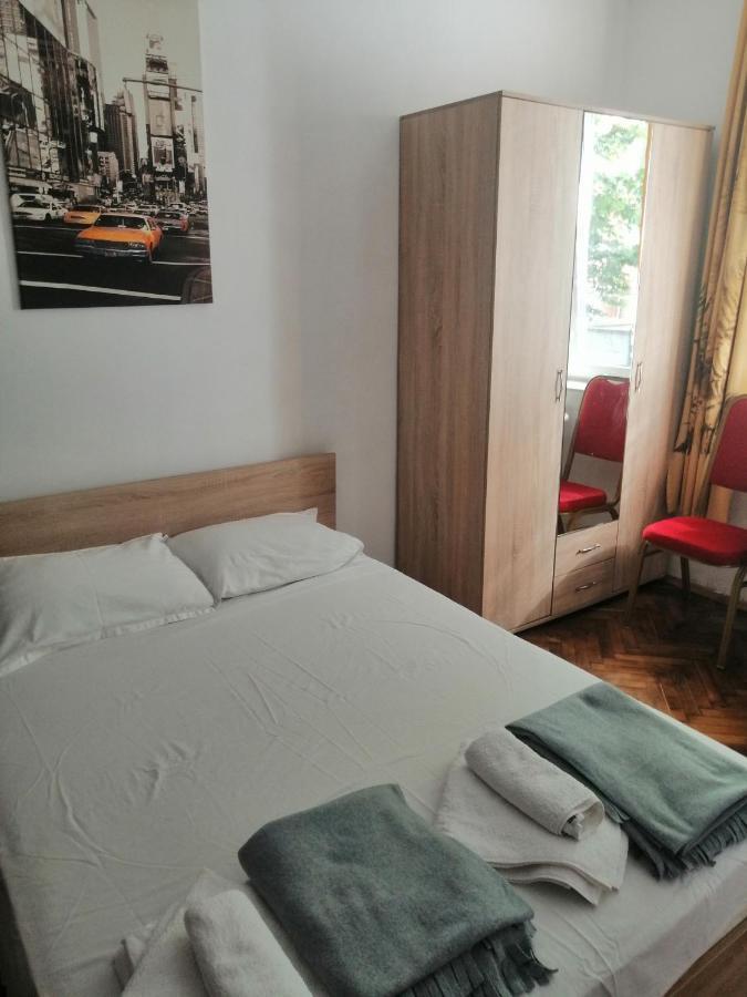 Appartement Top Location Near To City Center And Sea Garden à Burgas Extérieur photo